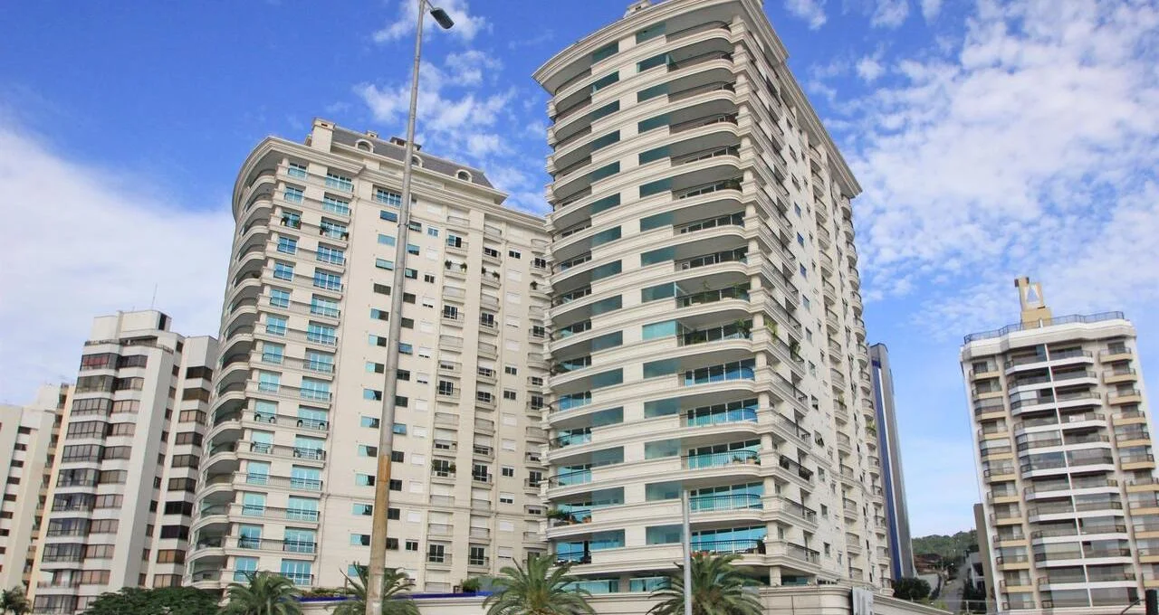 Fachada em perspectiva do condomínio La Perle Beira Mar na Agronômica