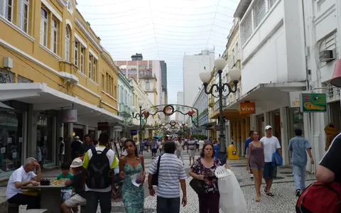 Calçadão da Rua Felipe Schmidt, no Centro de Florianópolis, em janeiro de 2011